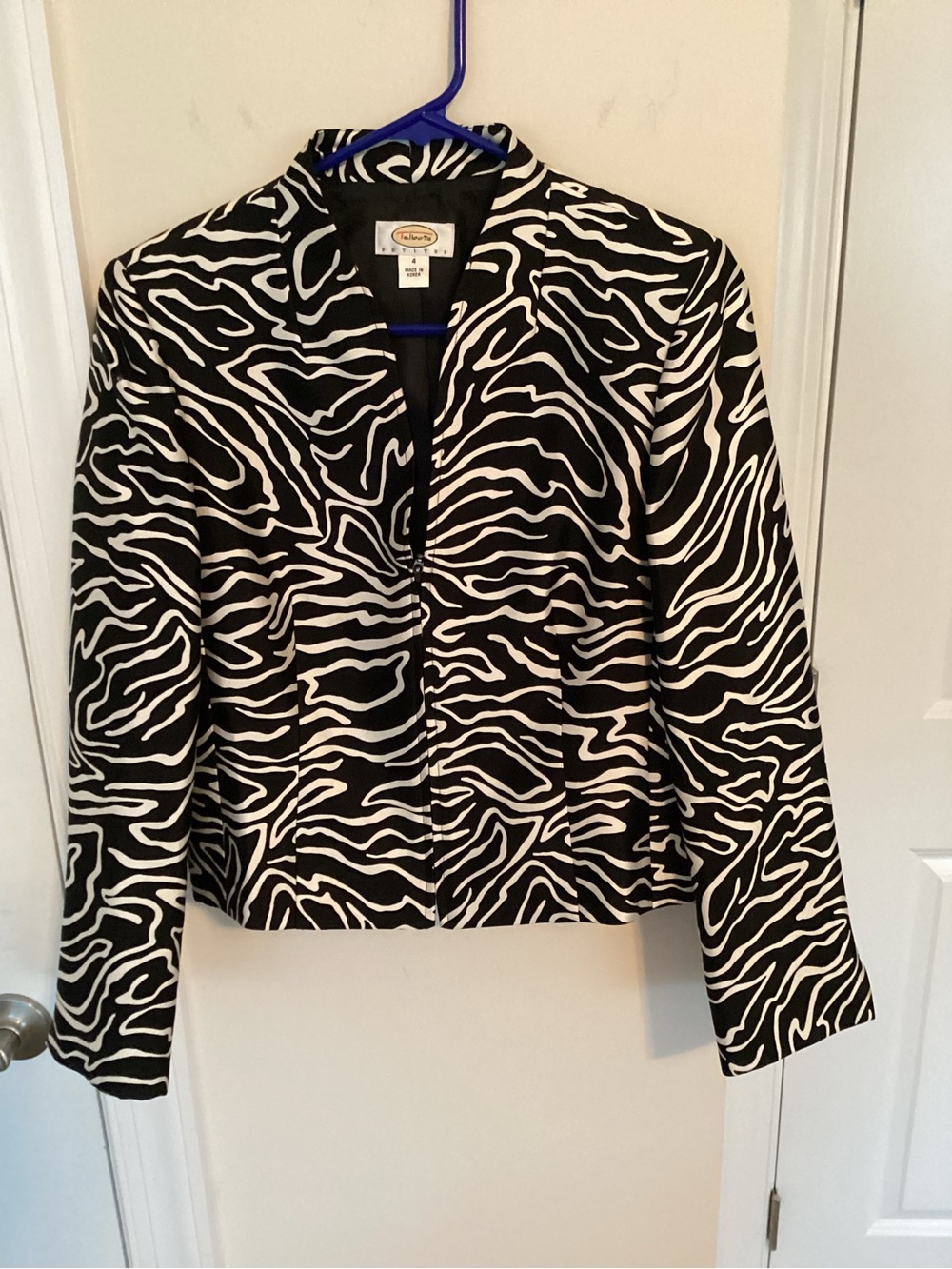Talbots Black and White Zebra Print Cropped Blazer, Petite 4